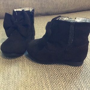 Pretty Microsuede Black Booties